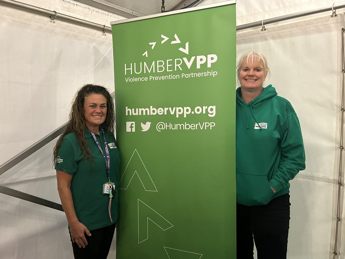 Humber Violence Prevention Partnership (@humbervpp) on Twitter photo We loved running a stall at Safer Hull’s ‘Stay Safe for the Holidays’ event 🎅
Great to chat to locals about our campaigns, such as Youth Connect & Breaking the Cycle 💚
Navigators from Hull Royal Infirmary also attended (watch this space for more info!)
🤝 <a href="/Hullccnews/">Hull City Council</a> We loved running a stall at Safer Hull’s ‘Stay Safe for the Holidays’ event 🎅
Great to chat to locals about our campaigns, such as Youth Connect & Breaking the Cycle 💚
Navigators from Hull Royal Infirmary also attended (watch this space for more info!)
🤝 <a href="/Hullccnews/">Hull City Council</a>