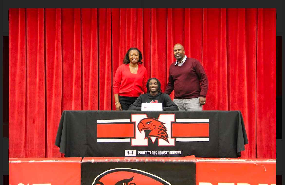 Congrats to Aidan Flinn ⁦<a href="/IlliniBaseball/">Illinois Baseball</a>⁩ Joey Gumuls ⁦<a href="/lorascollege/">Loras College</a>⁩ and Evan Smith ⁦<a href="/nccbaseball/">NCC Baseball</a>⁩ and their families on signing their national letters of intent.