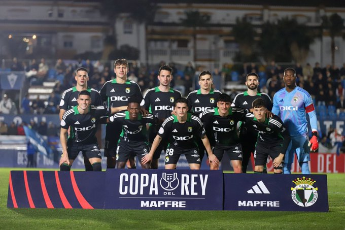 ¡ARRANCARON PARTIDOS DE COPA!

<a href="/BarakaldoCF/">Barakaldo C.F.</a>   1⃣🆚0⃣ <a href="/racingferrolsad/">Racing Club Ferrol</a> 
🎙️ <a href="/a_santacruz/">🎙Alberto Santacruz</a> 
 
<a href="/SDP_1922/">SD Ponferradina SAD</a>   0⃣🆚0⃣ <a href="/CDCastellon/">CD Castellón</a> 
 🎙️ Christian Fernández
 
<a href="/fcandorra/">FC Andorra</a>  0⃣🆚0⃣ <a href="/FCCartagena_efs/">FC Cartagena</a> 
🎙️ <a href="/bascomarc/">Marc Basco</a>

<a href="/marbella_fc/">Marbella FC</a>  0⃣🆚0⃣ <a href="/Burgos_CF/">Burgos Club de Fútbol</a> 
🎙️ <a href="/RafAlcaraz/">Rafa Alcaraz</a>

🤣 <a href="/IHerraizFdez/">Israel Herraiz Fernández</a>

🏆Copa del