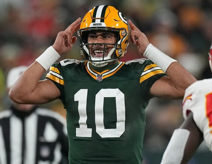 ZaarkoAi's tweet photo. I don’t care. My guy is BALLING OUT tonight. 💸🔥

Jordan Love Over 248.5 Passing Yards at -110
LOCK IT IN.

This man has been throwing dimes all season, and tonight he’s about to show why he’s the future. Love is HIM. 💸🔥☢️ #ZaarkoKnows #MiracleLock https://t.co/h8PKfKPiem