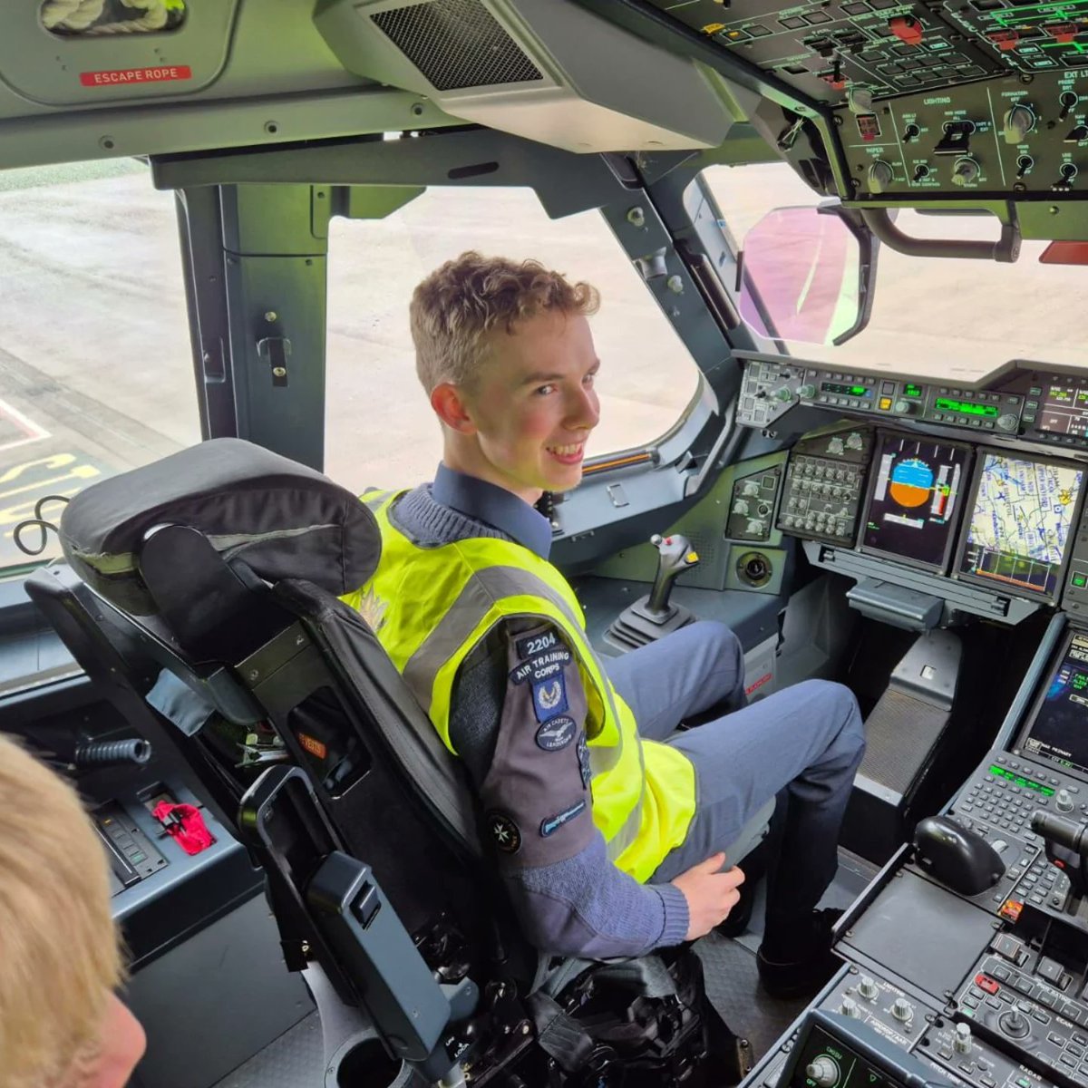 2204squadronatc's tweet photo. Wednesday saw a contingent of four cadets from 2204 squadron travel to Brize Norton to experience life on an RAF base. It was an incredible action-packed day with tours around the A400M Altas and C17 Globemaster, as well as a visit to the station fire department! https://t.co/WrzGWfafNU