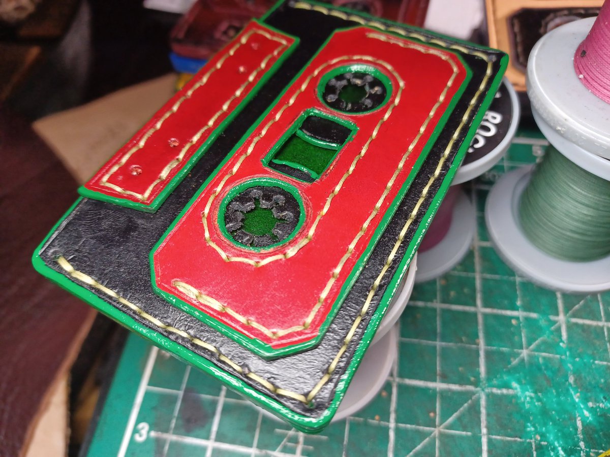 DeZigNeInk's tweet photo. Guess I'll start posting here now...

#purpletape #wutang #hiphop

Follow @sp3ac1ez for leather &amp; wood products.

#Sp3Ac1ezLeather #dezigneink #leathercarving #vegtanleather #leatherwork  #handbag #diyleather #leather #leathercraft  #leatherdiy  #Culture https://t.co/d0a98HbEzG