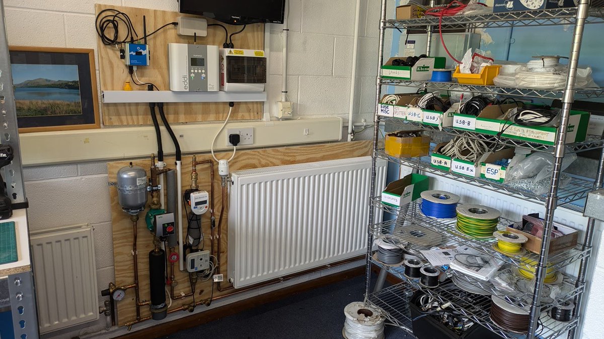 We've built a heating system test rig in our office to test heat meters! The results of the testing are detailed by <a href="/TrystanLea/">trystan</a> in this forum post, TLDR heat meters from multiple brands are very accurate, on average expect no more than ±0.1 COP variation 😀community.openenergymonitor.org/t/heat-meter-a…