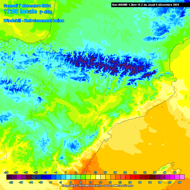 Situació complicada aquest cap de setmana a alta muntanya. A partir de dissabte-migdia la temperatura es desplomarà a cotes altes, s'iniciarà la nevada i entrarà fort vent (torb). Que no us enganyi si dissabte-matí el temps "aguanta". Canviarà ràpidament. Aneu amb compte.