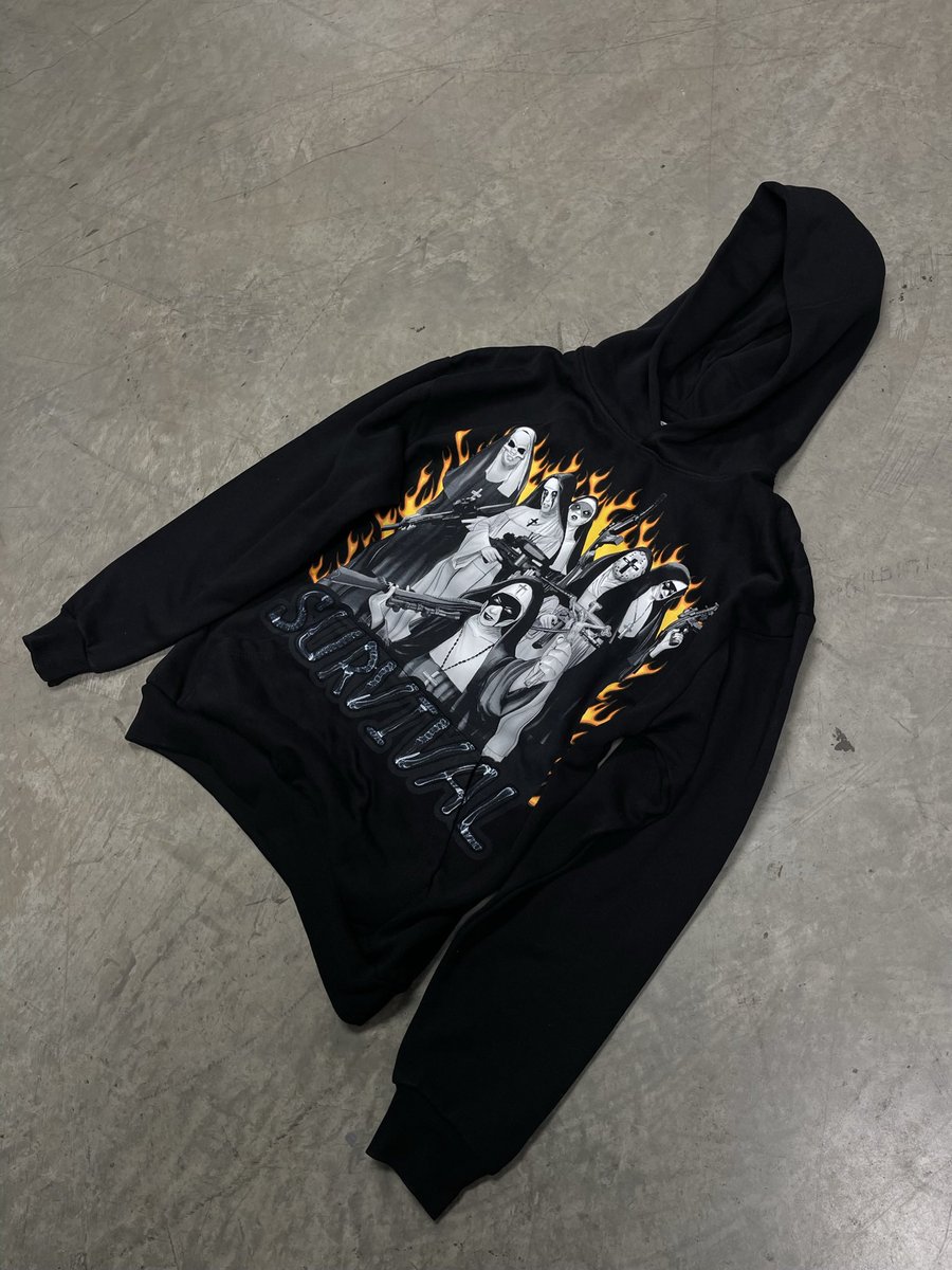 SURVIVAL_BRAND's tweet photo. SURVIVAL COLLECTION 4 DROPS TOMORROW AT 5:00 PM PST 💥🏴‍☠️

FOLLOW US ON INSTAGRAM FOR MORE

•LINK IN BIO•
https://t.co/ivJEeSZeYP https://t.co/PbwjvBvVVb