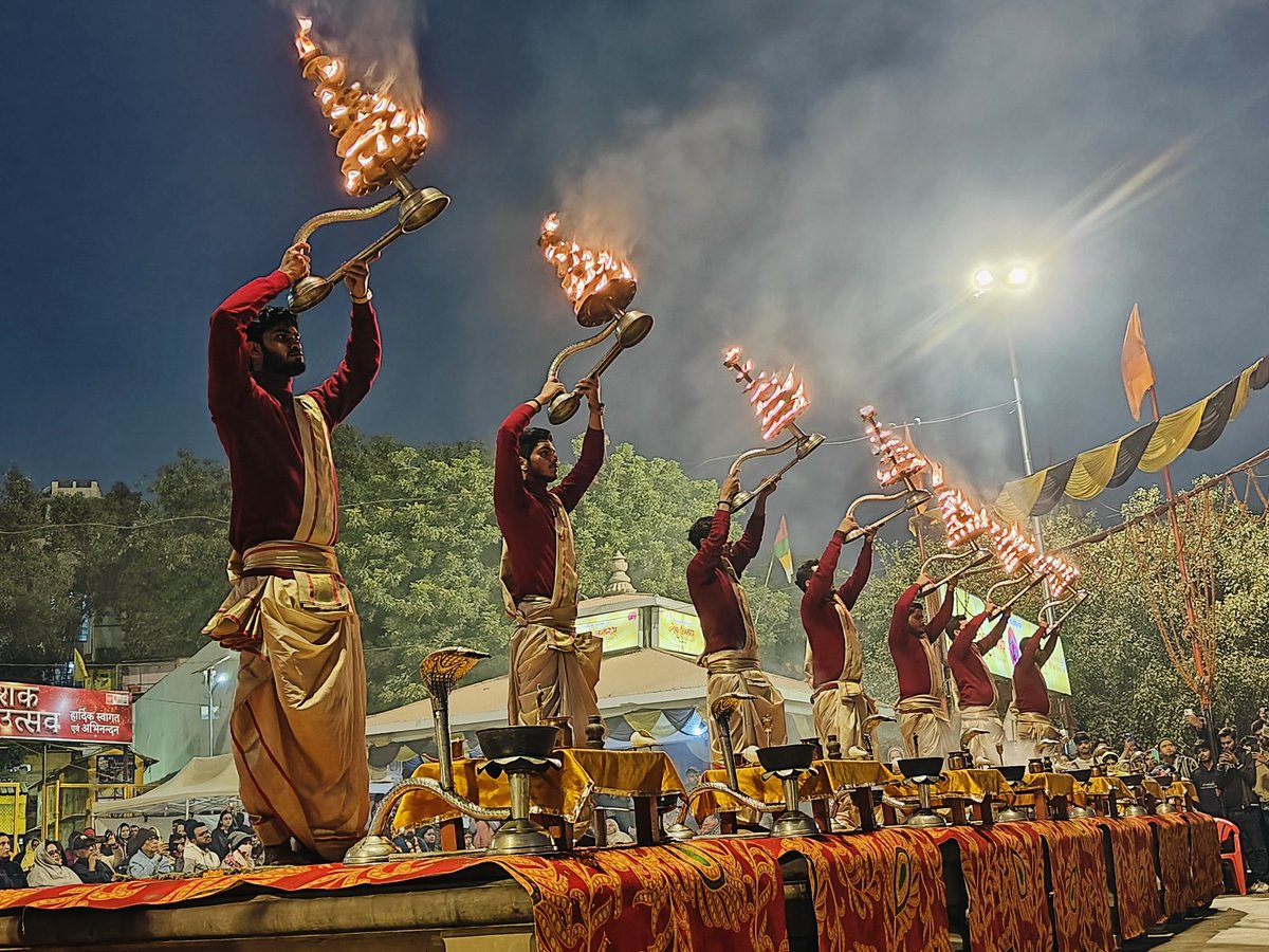 Kayal Vizhi tweet media