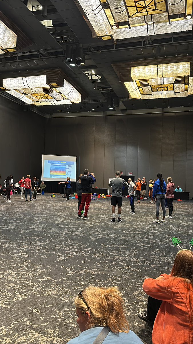 Courtney Robertson tweet media