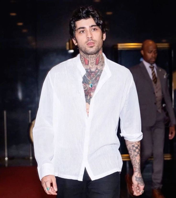timitimitimi_'s tweet photo. Zayn 
2011 vs 2024 

#Zayn