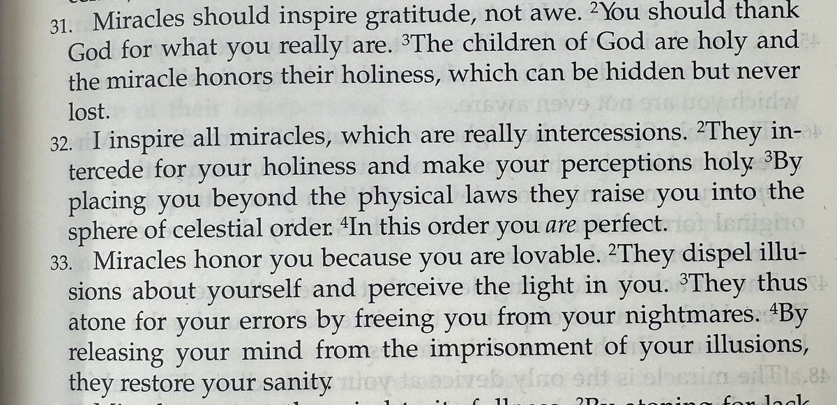 nikkinoelle7's tweet image. 🤍🪽

#acourseinmiracles #acim
