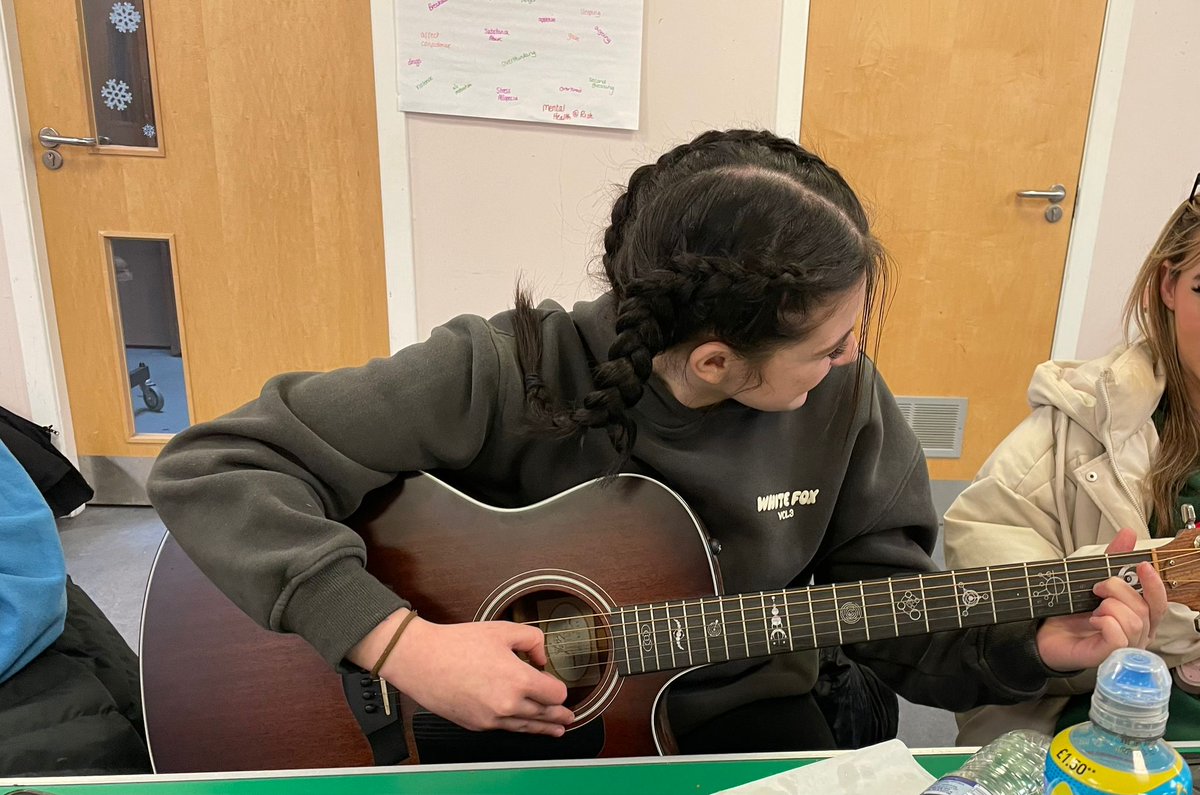 Alan Hendry tweet media