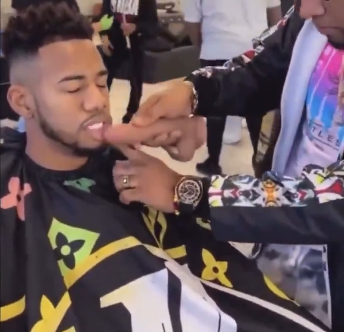 FadeHubb tweet media