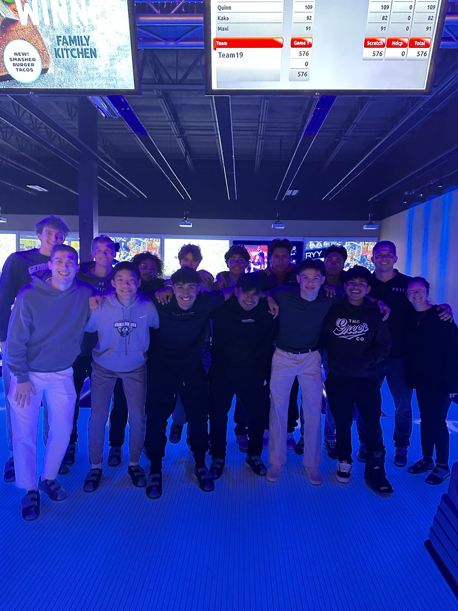 PlayWhereUStay's tweet photo. 🎳🍕 Our '06 Blue Boys Team had a blast bowling, enjoying pizza, and reflecting on their 2024 season! 🥳⚽

We’re so proud of their passion and dedication. Congrats on a great season, boys, and good luck at the GIT tournament @mikerose_soccercomplex this weekend! 🏅🔥 https://t.co/MglAQZaelR