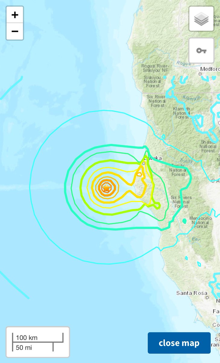 RawQuantum's tweet photo. The 7.0+ earthquake today that caused a tsunami warning on the Northern California coast looks to have originated from where the Cascadia plate meets the San Andreas.
#earthquake #tsunami #platetechtonics #tsunami https://t.co/ryb84TLELF