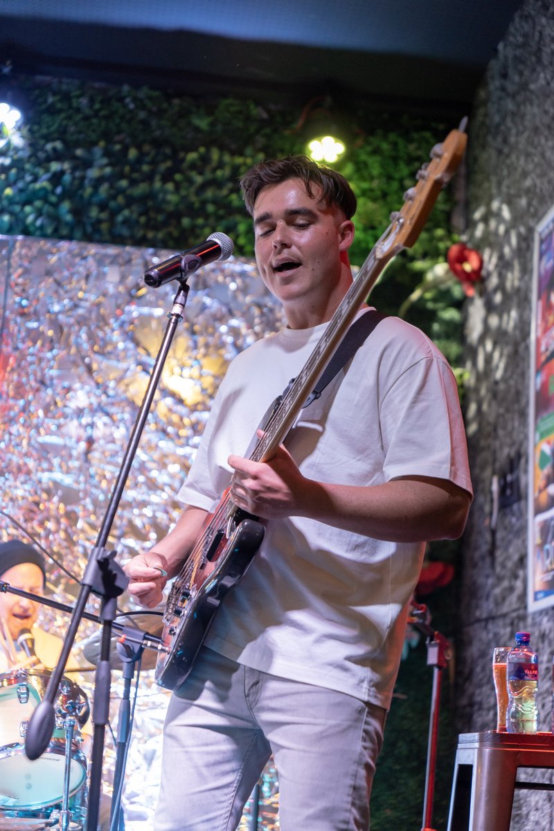 themojomarket's tweet image. MOJO&apos;S WEEKLY MUSIC &amp;amp; EVENTS LINEUP: mojomarket.co.za/live-music.🕺🏼❤️ 
. . .
Free entrance and free live music, daily. 🎵 Find us at 30 Regent Road, Sea Point! 😁 #SomethingForEveryone #CapeTown #HeartOfSeaPoint #FoodStalls #LiveMusic