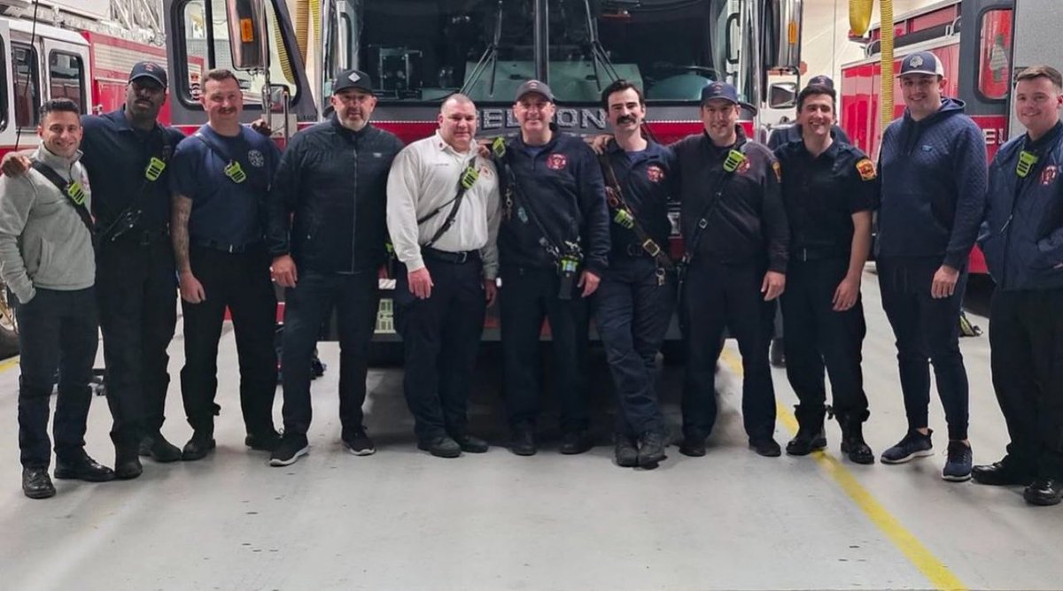 Metro Fire tweet media