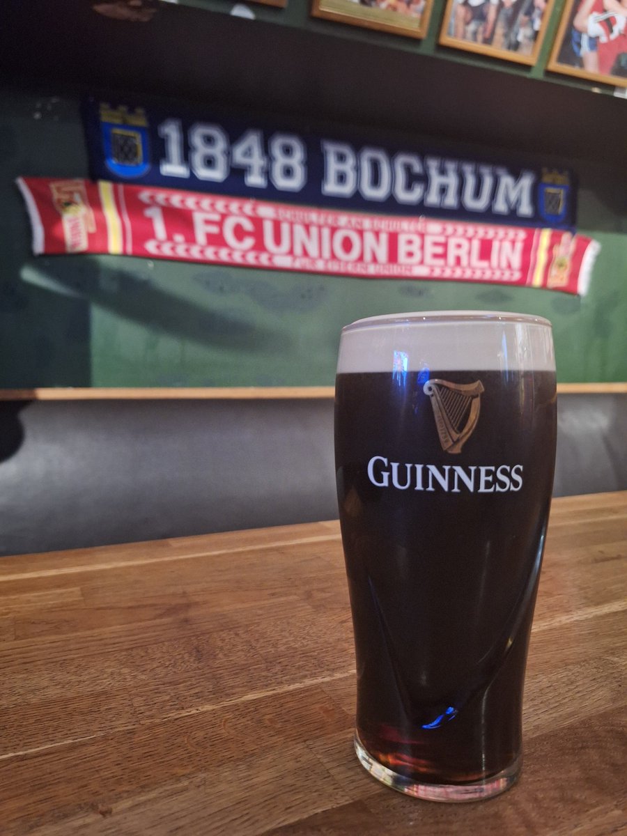 NathanFrost286's tweet photo. Guinness, Bohemen Sports Bar, Oslo 🇳🇴 @PintsO_Guinness @PintsBeauty @PintsDrank https://t.co/vmPW2b1ZCK