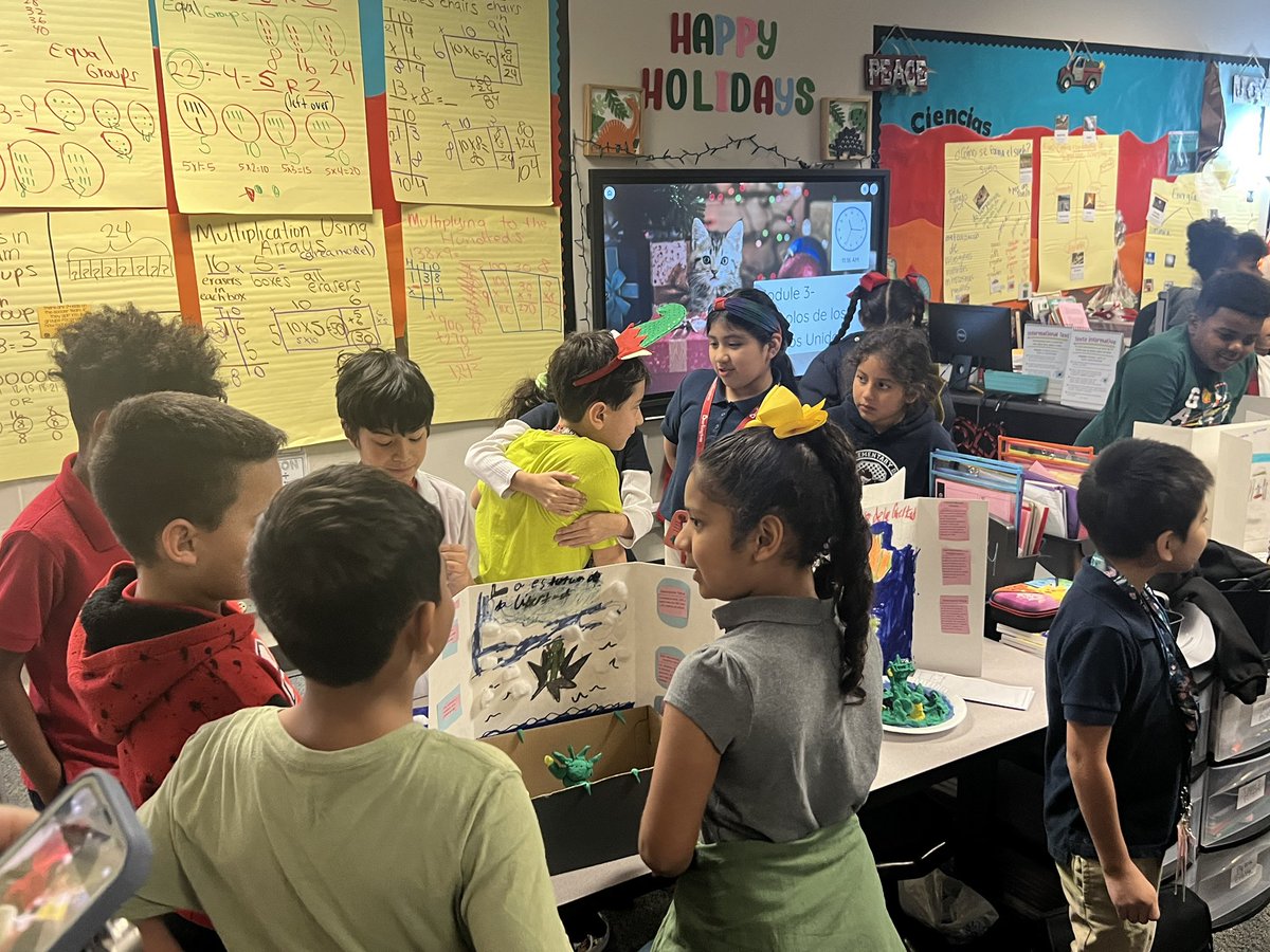 Ms. Castellon M.Ed. (@mscastellon) on Twitter photo Third grade did amazing with their module 3 projects! The US symbols were so patriotic and unique. 🇺🇸 🎇🗽<a href="/MsSJGonzalez/">Ms. S. Gonzalez</a> <a href="/Mayra_Sant0s29/">Mayra Santos</a> Third grade did amazing with their module 3 projects! The US symbols were so patriotic and unique. 🇺🇸 🎇🗽<a href="/MsSJGonzalez/">Ms. S. Gonzalez</a> <a href="/Mayra_Sant0s29/">Mayra Santos</a>