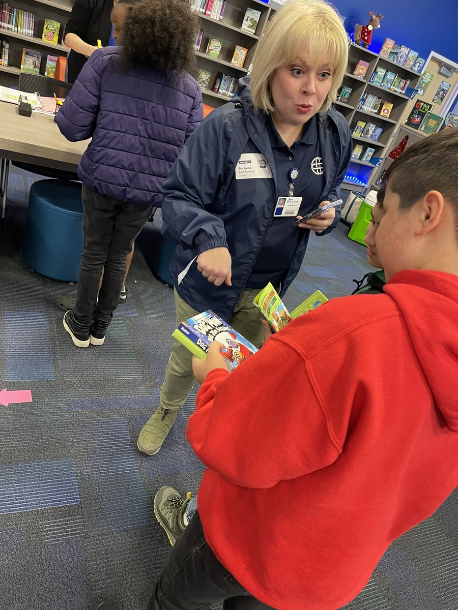 The 3rd-5th graders <a href="/ForestLnAcademy/">Forest Lane Academy</a> were given the opportunity to shop the book fair thanks to the generosity of <a href="/Fidelity/">Fidelity Investments</a> and the help of <a href="/texashealth/">TexasHealthResources</a> Communities of Hope!  We have some happy readers!
#FLABetterTogether 
#RISDBeTheOne
#ReadersAreLeaders