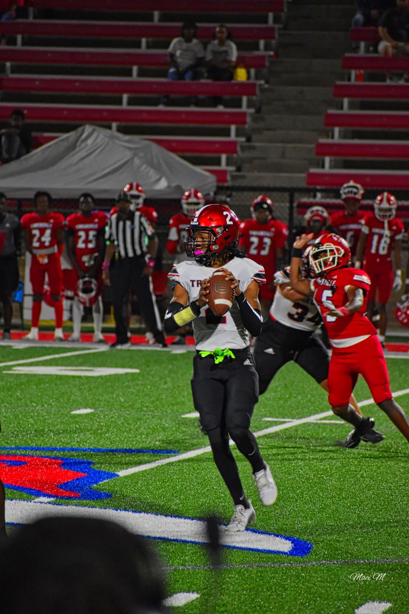 Kylanpage (@kylanpage1) on Twitter photo Senior year stats DB,QB,WR
Passing yards :470
Receiving yards :230
Rushing:152
Total yards :802
Tackles :50
PBU:5
Picks:2
Total touchdowns:11
Went into my senior year not expecting to play QB but with my leadership I knew I could do it 🔥🙏🏽wing T team !! <a href="/RecruitGeorgia/">Recruit Georgia</a> Senior year stats DB,QB,WR
Passing yards :470
Receiving yards :230
Rushing:152
Total yards :802
Tackles :50
PBU:5
Picks:2
Total touchdowns:11
Went into my senior year not expecting to play QB but with my leadership I knew I could do it 🔥🙏🏽wing T team !! <a href="/RecruitGeorgia/">Recruit Georgia</a>