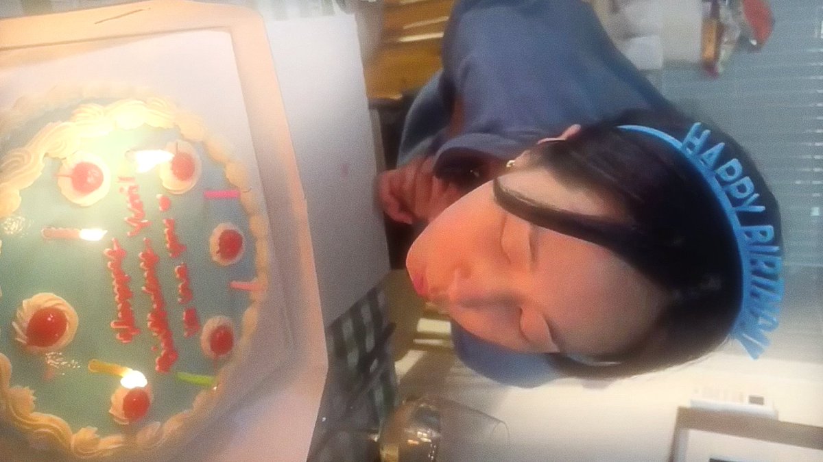dailyulk's tweet photo. 🎂 https://t.co/cQapgqA9XR