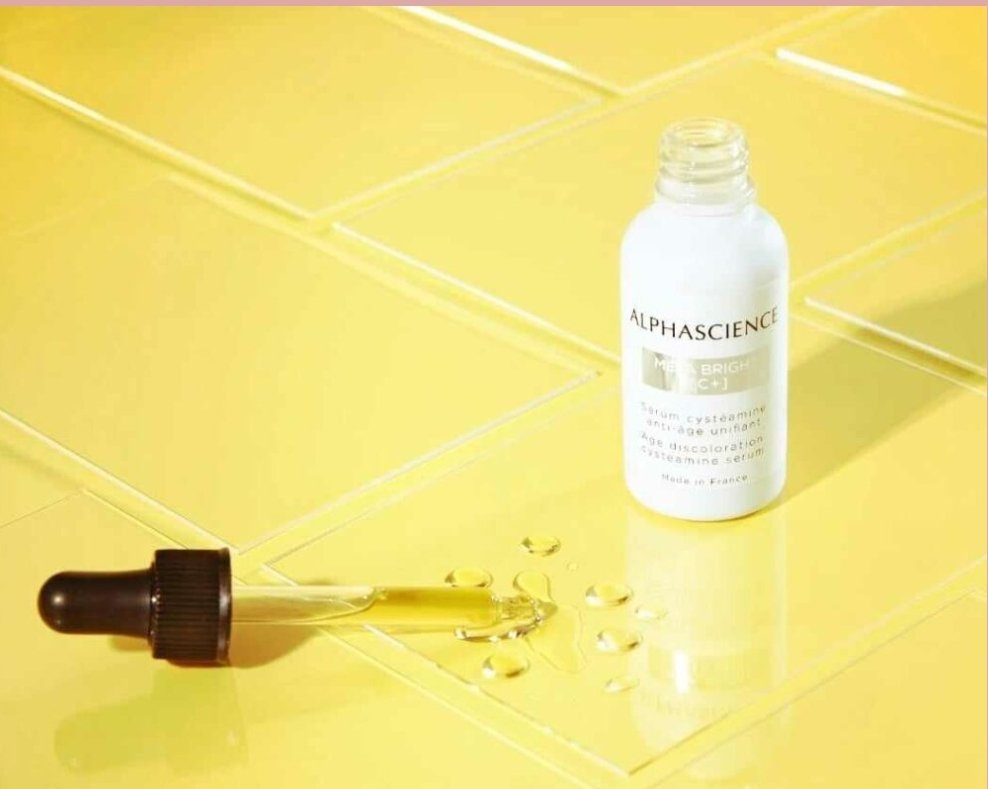 francevisiting's tweet photo. https://t.co/VDrjMrrLST
Honored at #AwardsEsthetiqueMedicale2023, adopt the @ALPHASCIENCEUK #AntiSpot #SkinCare, like their new #MelaBrightSerum 🧪 #AlphaScience #MelaBright #AwardsEsthetiqueMedicale #EstheticMedecine #Cosmetics #EstheticSurgery #CosmeticReview #Cosmetique #AAG https://t.co/Rdez0wXet5