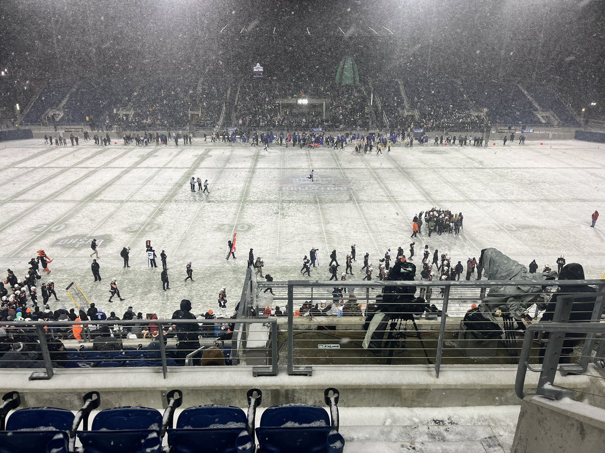 Coach_Hurps's tweet photo. It’s a little snowy in Canton tonight. Love it!!! https://t.co/8ZWO7SNzIz