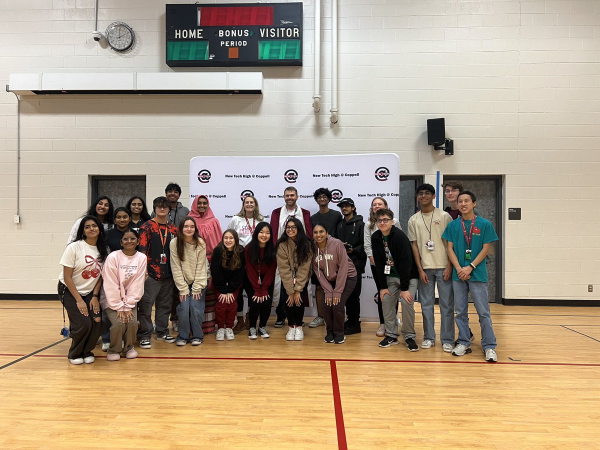 stuco_newtech's tweet photo. 🎉 CONGRATULATIONS TO OUR WONDERFUL STUCO CO-SPONSOR MR. BROADSTREET FOR WINNING THE 24-25 TEACHER OF THE YEAR!!! 🥳 You truly deserve this recognition and we are SO thankful to have you in Student Council! ❤️👏 https://t.co/Dm0ILU2QgM