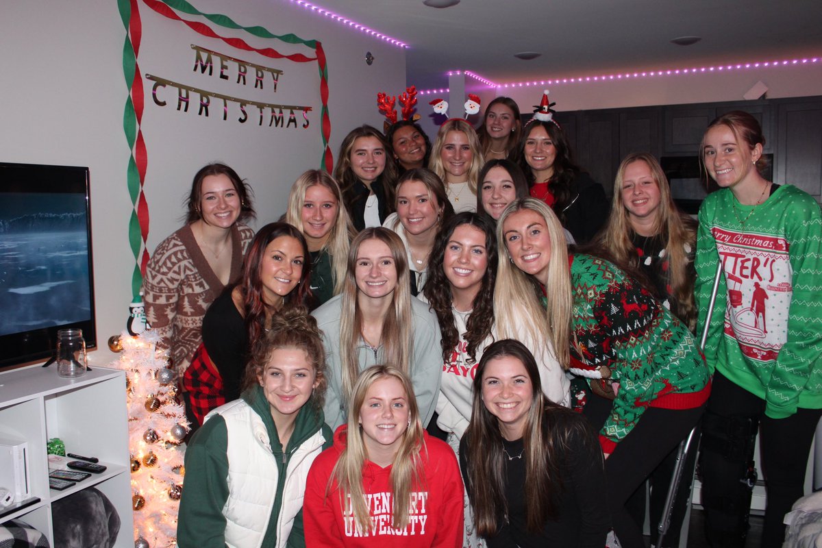DU_SBALL's tweet photo. 🎄🏴‍☠️ https://t.co/bFOdtptPQc