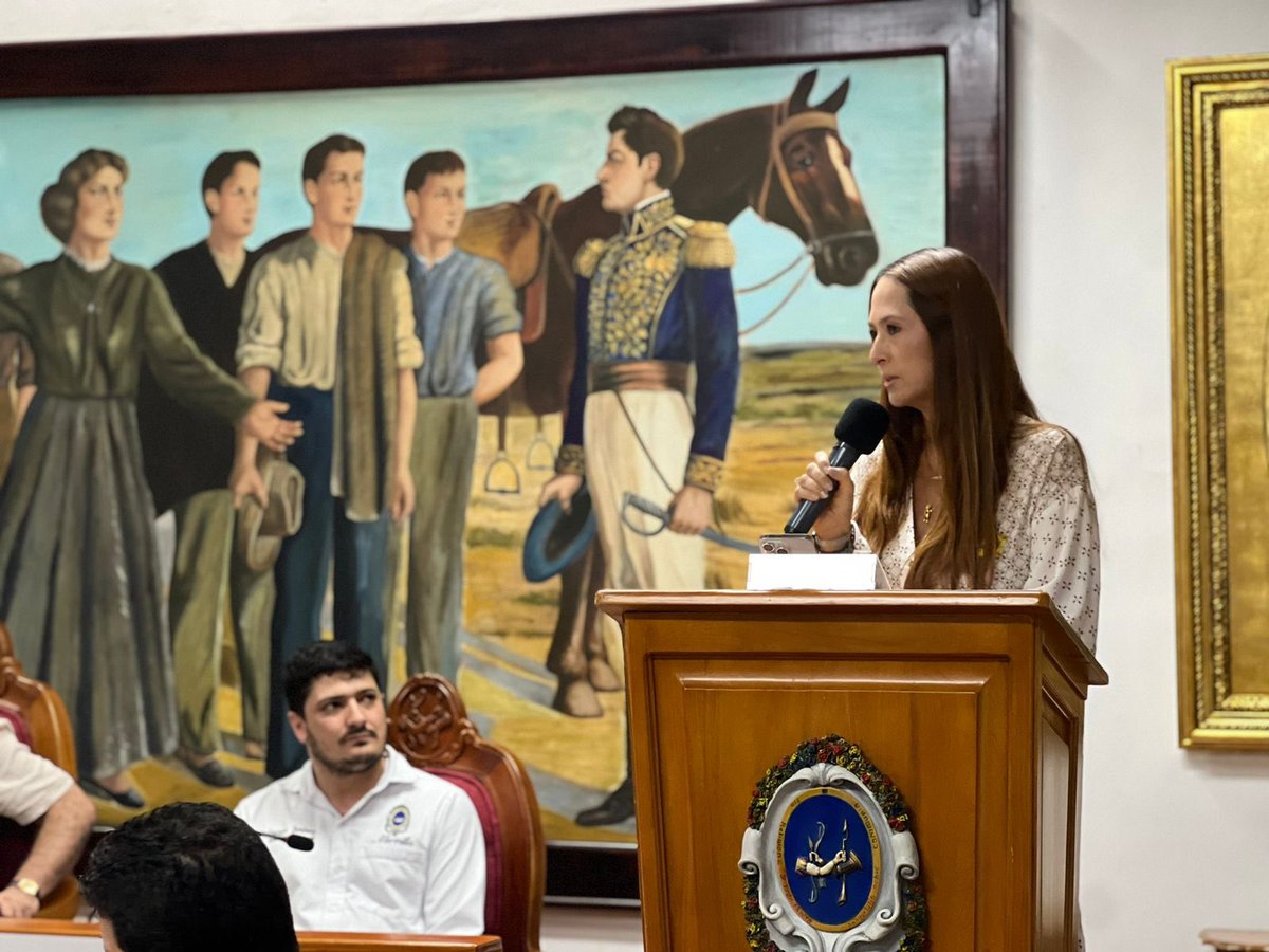CEOCorporacion's tweet photo. Gracias al @ConMarinilla por invitarnos al reconocimiento y entrega del mérito San José de la Marinilla. Junto a Crystal, Tintatex, C.A. Mejía y Griffith Foods.
Con este homenaje reafirmamos nuestro compromiso con el desarrollo económico y social de Marinilla. https://t.co/3PfFiDPH4l
