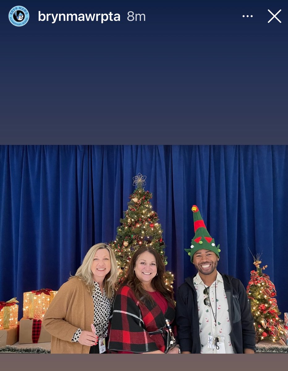 Cookies with Santa this evening ⁦<a href="/BrynMawrRUSD/">BrynMawr</a>⁩. Thank you to Assistant Principal Howes and PTA President Theo! #thisisRUSD ⁦