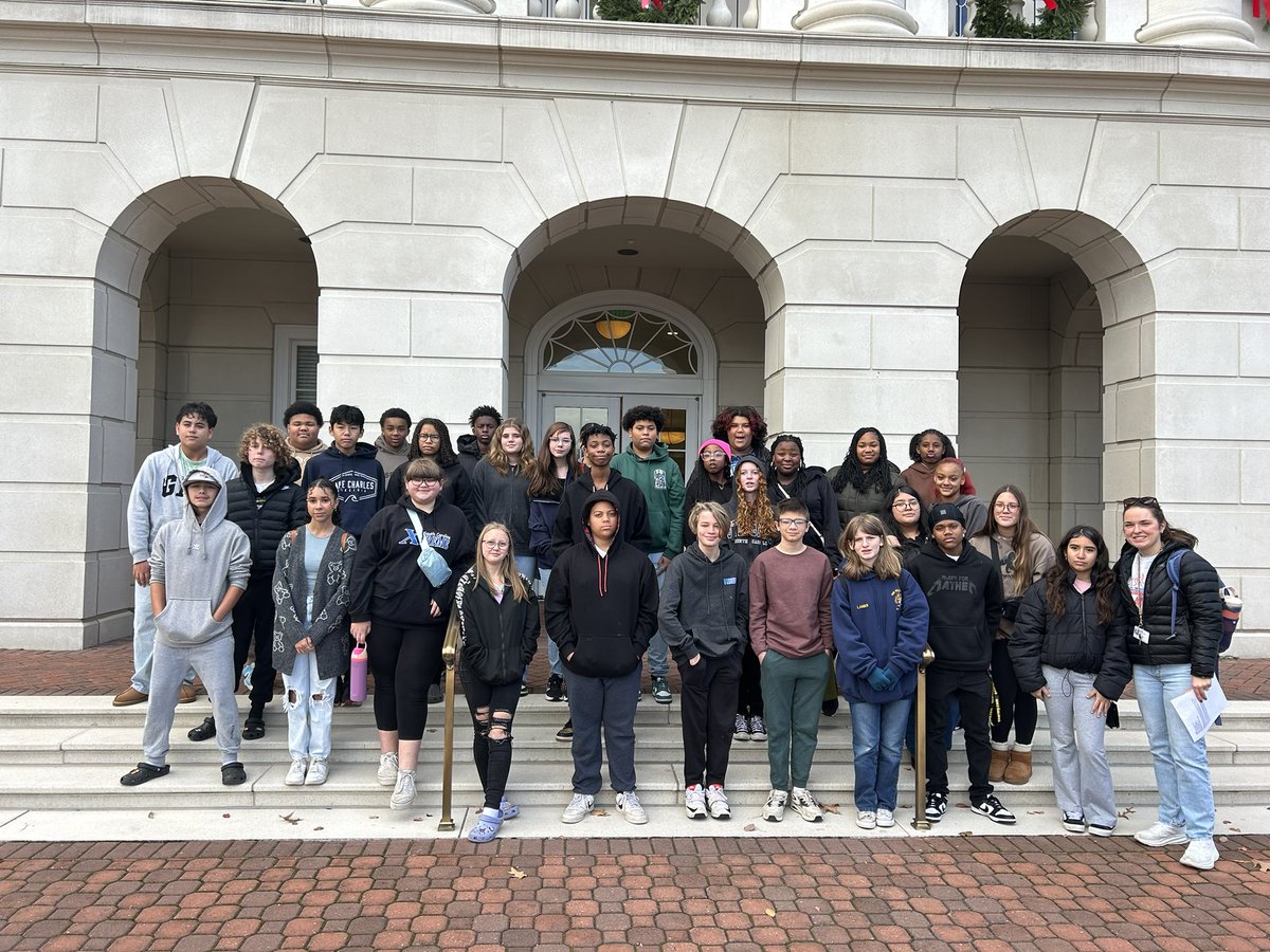 Mrs. Ellie Ingram (@mrsingramteach) on Twitter photo My 8th grade AVID students had the opportunity to visit <a href="/CNUcaptains/">Christopher Newport University</a> today💙🩶 Thank you, CNU, for the tour and lunch🤩 Go Captains⚓️ <a href="/plazamiddle/">Plaza Middle</a> My 8th grade AVID students had the opportunity to visit <a href="/CNUcaptains/">Christopher Newport University</a> today💙🩶 Thank you, CNU, for the tour and lunch🤩 Go Captains⚓️ <a href="/plazamiddle/">Plaza Middle</a>