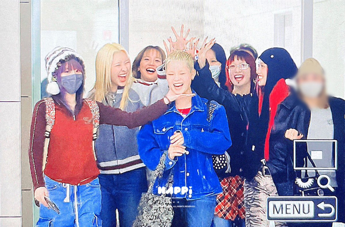 happi_xg's tweet photo. 241206 코코짱생일추카해💚💚
#XG #HINATA #엑스지 #히나타 @XGOfficial_ https://t.co/t7FaCvGmQL