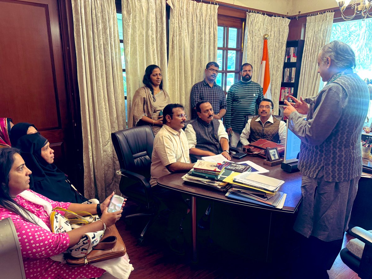 Met with a delegation of the relatives of Indian prisoners incarcerated abroad, who had come to me through the good offices of Kozhikode MP <a href="/mkraghavaninc/">M K Raghavan</a>. They submitted a petition seeking the implementation of the Exchange of Prisoners Agreement that India has concluded with 31