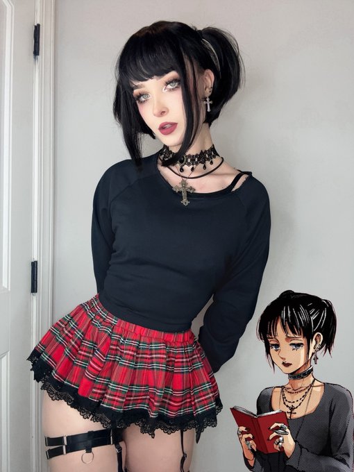 Goth Mikasa 🖤 https://t.co/EMFI3rTH3s