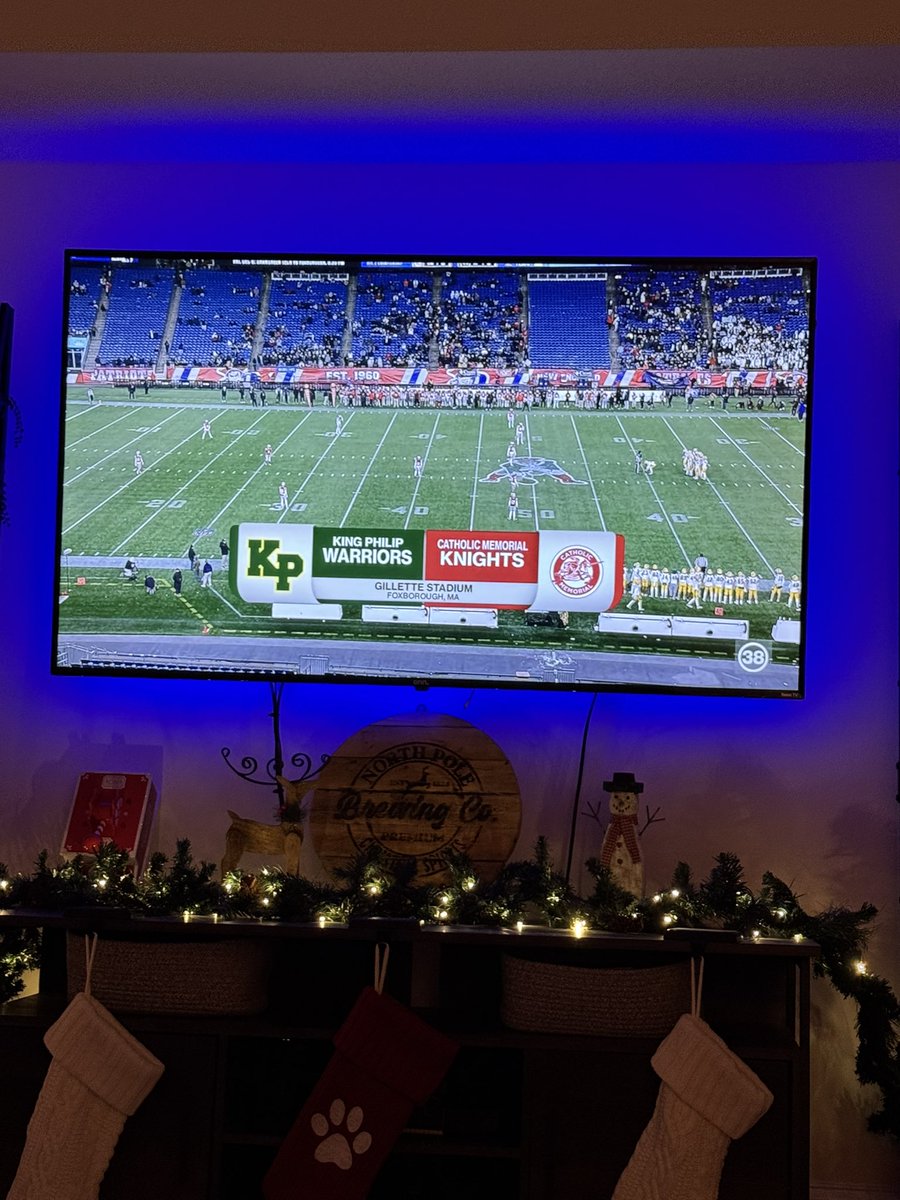 bobo2517's tweet photo. LETS GO WARRIORS! @scottzolak https://t.co/oCwVu4iE4j