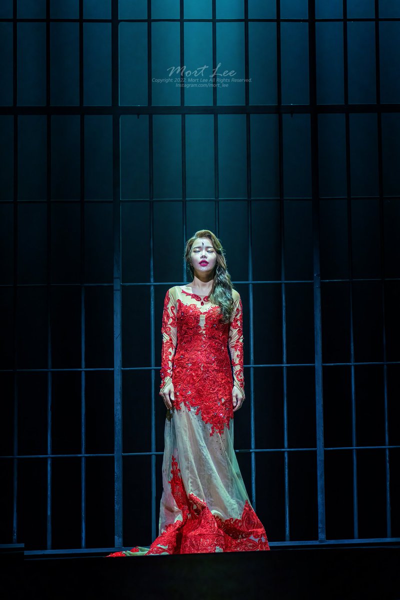 𝐋:𝐎𝐕𝐄𝐋𝐄𝐒𝐒 𝑂𝐹𝐹𝐼𝐶𝐼𝐴𝐿 tweet media