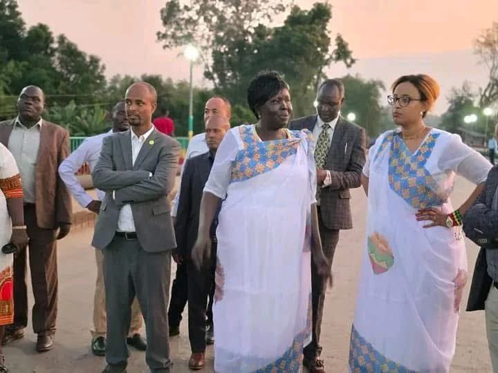 JekapOmod's tweet photo. When the mothers rule, things come to their places. President of #Gambella, Mrs. Alemitu, and the Minister of Tourism, Mrs. Selamawith, enjoying a walk by the #Openo river. This area is a hidden gem with great history, one of the very first trade centers in #Ethiopia. https://t.co/kETYTgT5ti