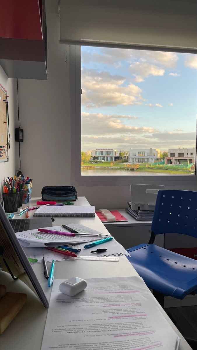 mistydly's tweet image. ⋆.˚🦋༘⋆ Onde estudar gratuitamente para o ENEM 2025
#studytwt | #studytwtbr | #collegetwt