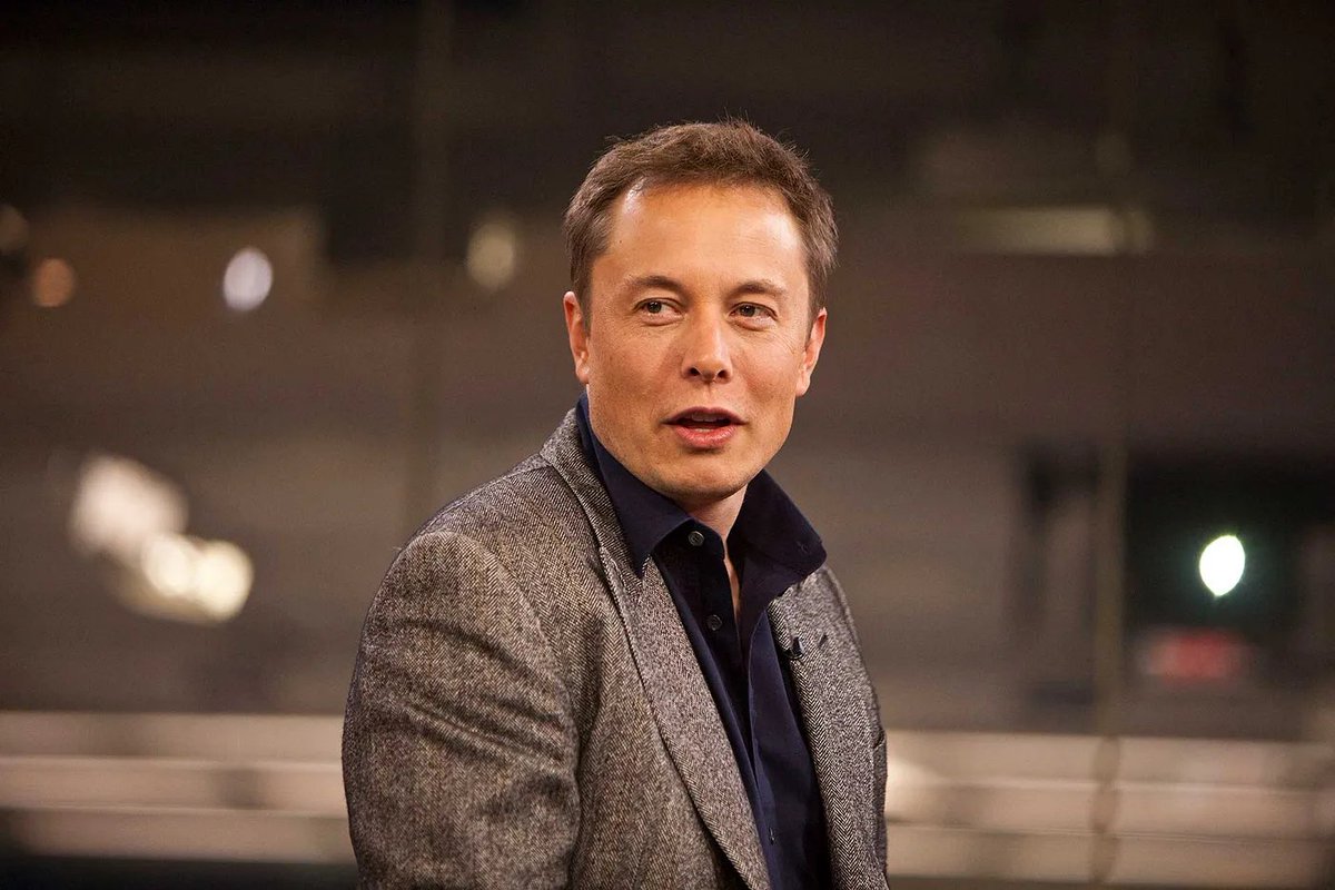 muskosophy's tweet photo. Elon Musk in 2011: 

“Government is inherently inefficient. And so, it makes sense to minimize its role such that it only does what it has to do and no more.” https://t.co/ezAq7FzEej