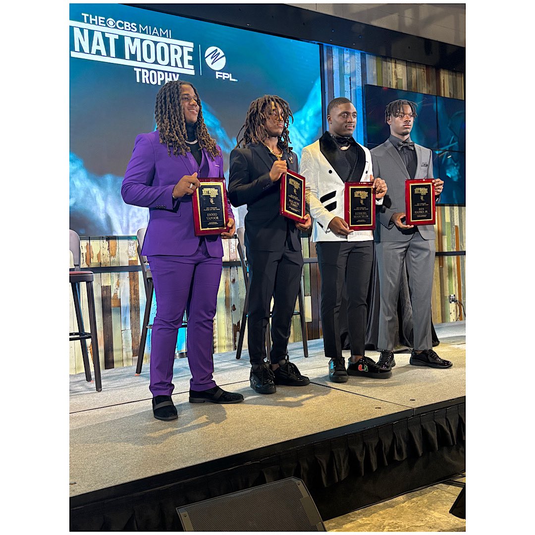 CoachJube's tweet photo. The Rockets Were In The House and Well Represented!! Congratulations Ezekiel Marcelin @_ezekielmarcelinjr_ on becoming a 2024 Finalist For The CBS4 Nat Moore Trophy. You’ve Made Your Family, Team, and Community Proud! #NeighborhoodHeroes #NoFreeRings #CheezItMan #BlokHead https://t.co/Tc1VY9U6Bu