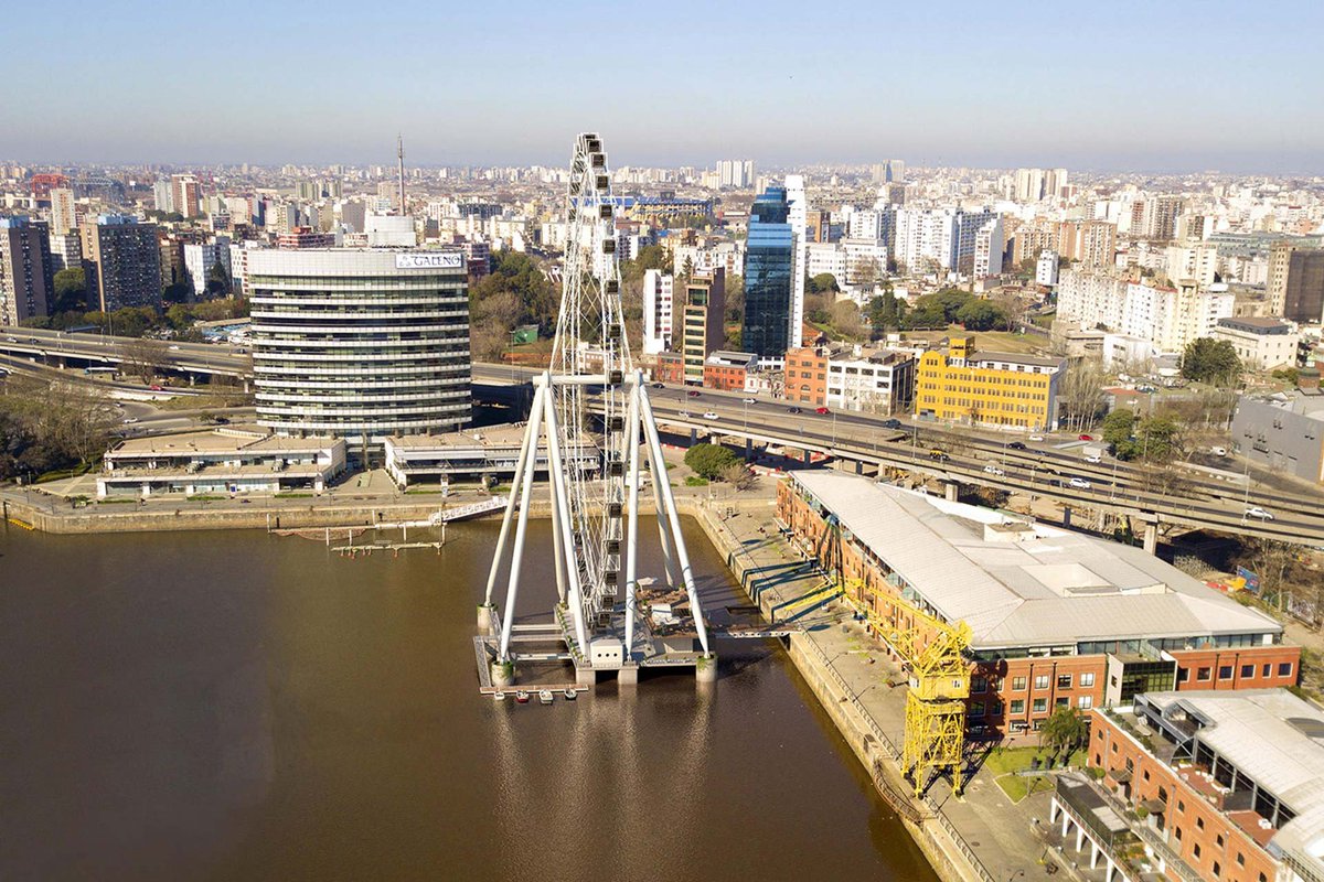 flaneurbano's tweet photo. Comienza la construcción de la Rueda de Buenos Aires en el dique 1 de Puerto Madero https://t.co/J6y2FQfA7y