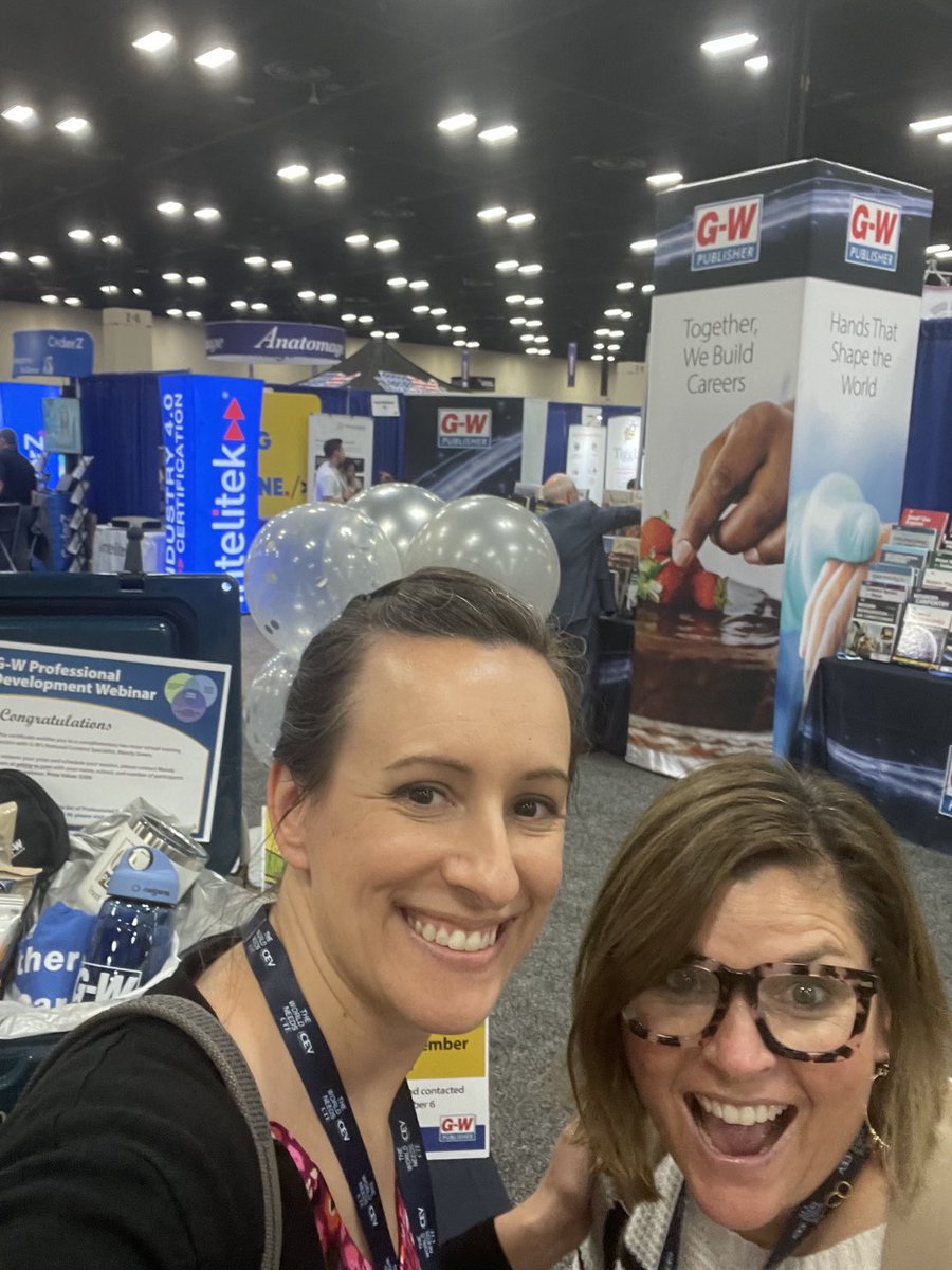 Amber Vlasnik tweet media