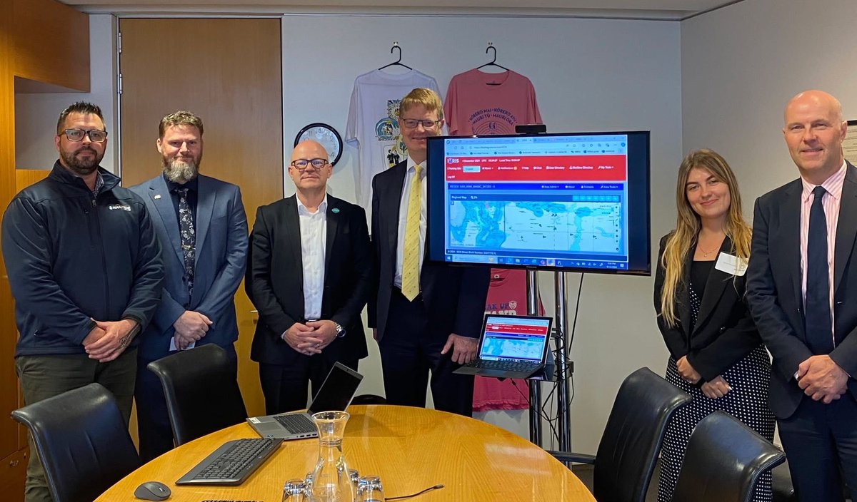Lawrence Meredith 🇪🇺 (@lmereditheu) on Twitter photo Great to join NZ’s Minister for Maritime Security, Matt Doocey, to see the <a href="/CrimarioII/">CRIMARIO II</a> IORIS platform in action with live exercise bringing together maritime safety & security agencies across the Indo-Pacific. 🌏⚓
A strong example of the 🇪🇺🇳🇿 partnership for maritime security. Great to join NZ’s Minister for Maritime Security, Matt Doocey, to see the <a href="/CrimarioII/">CRIMARIO II</a> IORIS platform in action with live exercise bringing together maritime safety & security agencies across the Indo-Pacific. 🌏⚓
A strong example of the 🇪🇺🇳🇿 partnership for maritime security.