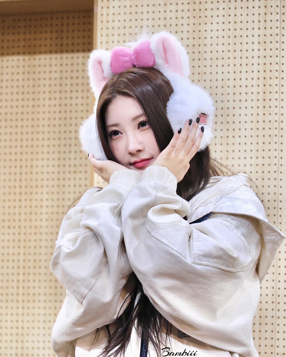 241205

chaechae marle ver.

#채인 #CHAEIN #퍼플키스 #PURPLE_KISS