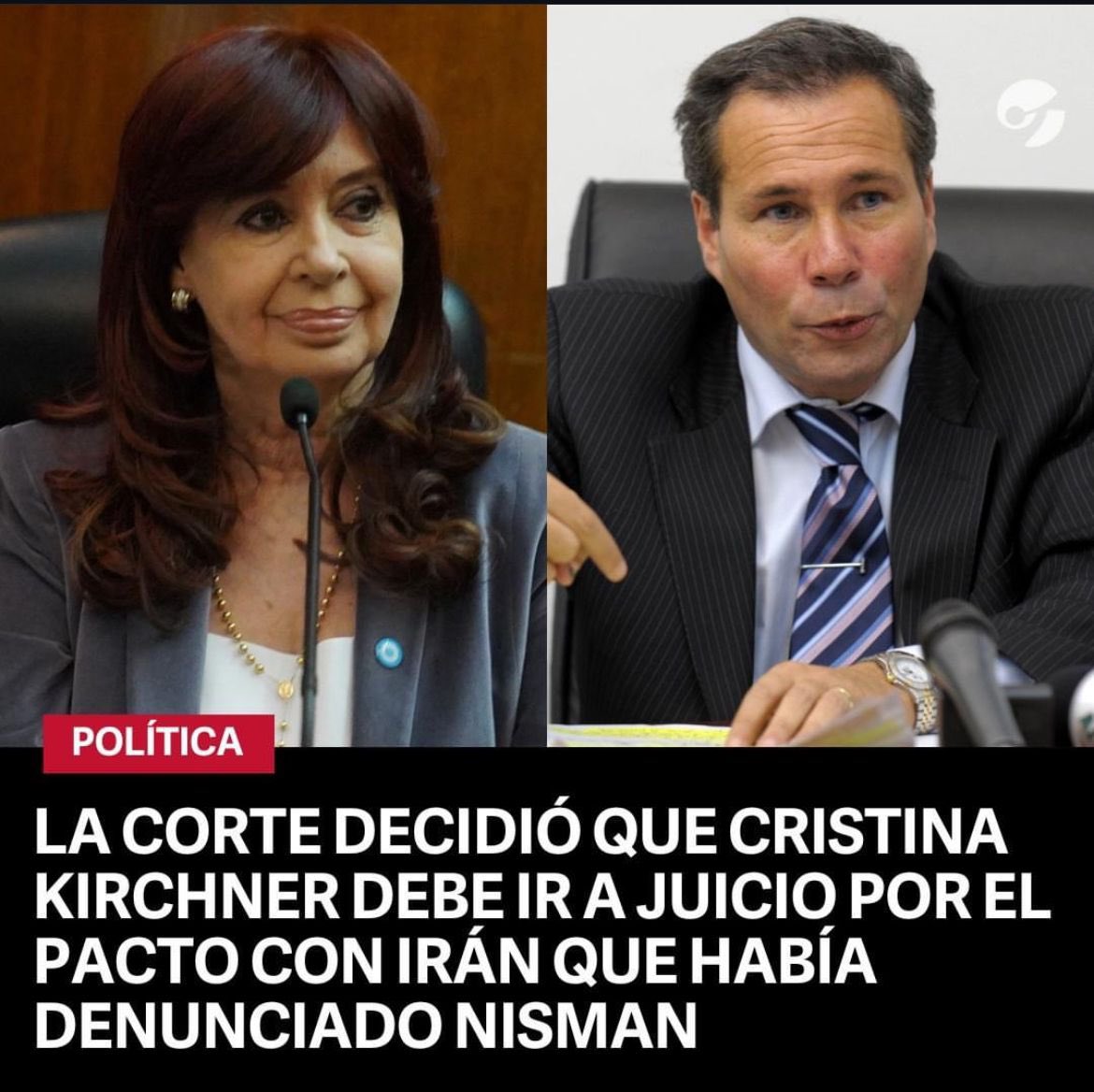 VickyVillarruel's tweet photo. Toda mi vida luché por las víctimas del terrorismo y que se haya pactado la sangre inocente derramada en nuestro suelo entre gallos y medianoches, no es otra cosa que una infame traición a la Patria. 
Es hora que los culpables rindan cuentas en la justicia por la memoria de los que no están y la paz de sus familias. 
El kirchnerismo es la tragedia más grande en la historia argentina y a su jefa ya se le está cayendo la careta (no así su cara que es de amianto).