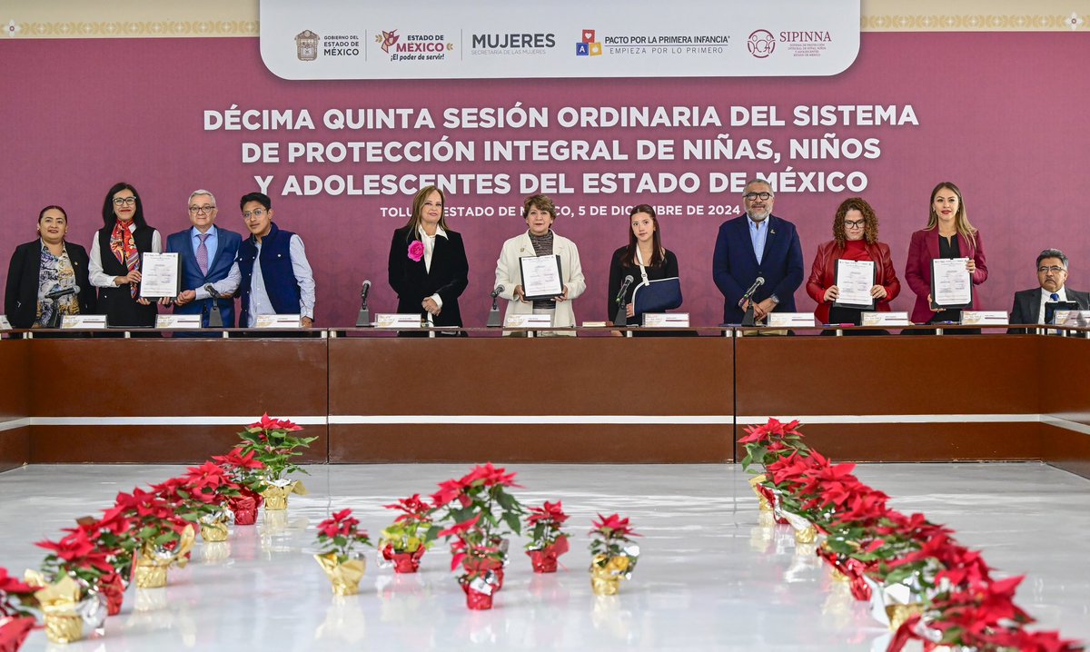 delfinagomeza's tweet photo. Presidí la Décima Quinta Sesión Ordinaria del Sistema de Protección Integral de Niñas, Niños y Adolescentes del Estado de México, donde ratifiqué las metas del Pacto por la Primera Infancia, en alineación con los compromisos nacionales suscritos por la Presidenta de México, @Claudiashein, para promover una sociedad más justa, igualitaria, próspera y segura. Firmamos un Convenio de Concertación para unir fuerzas, visiones y corazones, a fin de construir una realidad donde cada niña, niño y adolescente tenga el apoyo, las garantías y las oportunidades para prosperar, ser felices y tener una gran calidad de vida.
Desde el Gobierno del @Edomex, con #ElPoderDeServir, seguiremos con nuestro propósito fundamental de garantizar el bienestar de la niñez y de las y los adolescentes. Es prioridad tutelar el pleno ejercicio de sus derechos humanos y velar por el principio del interés superior de infantes y adolescentes.
