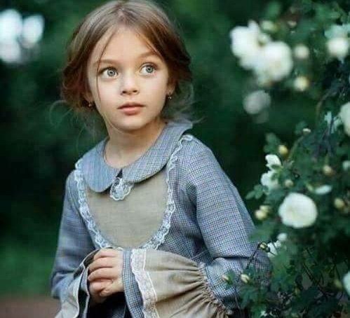 AhlamSafy's tweet image. لا تخف ، إنه ليس لغمآ ما دهسته !!
 إنه قلبي ..