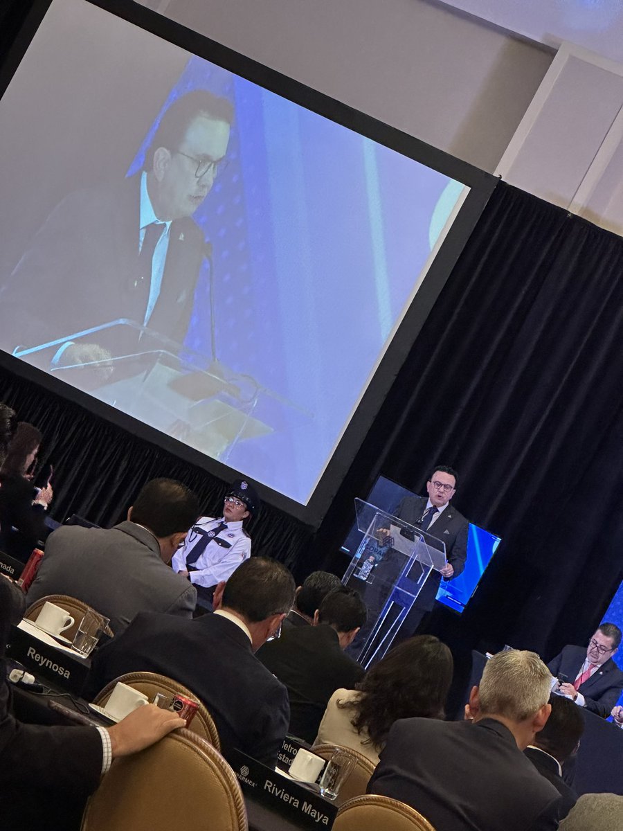 RubenFurlongM's tweet photo. Hoy la @Coparmex nacional ha elegido como presidente a mi querido amigo @jsierraalvarez, exitoso empresario, valiente defensor de la libre empresa y el bien común, pero siempre mejor ser humano.
#Somos una sola Coparmex y ahora vamos por un solo México”
#SerCoparmex #AsambleaNacional2024 #UnaSolaCoparmex