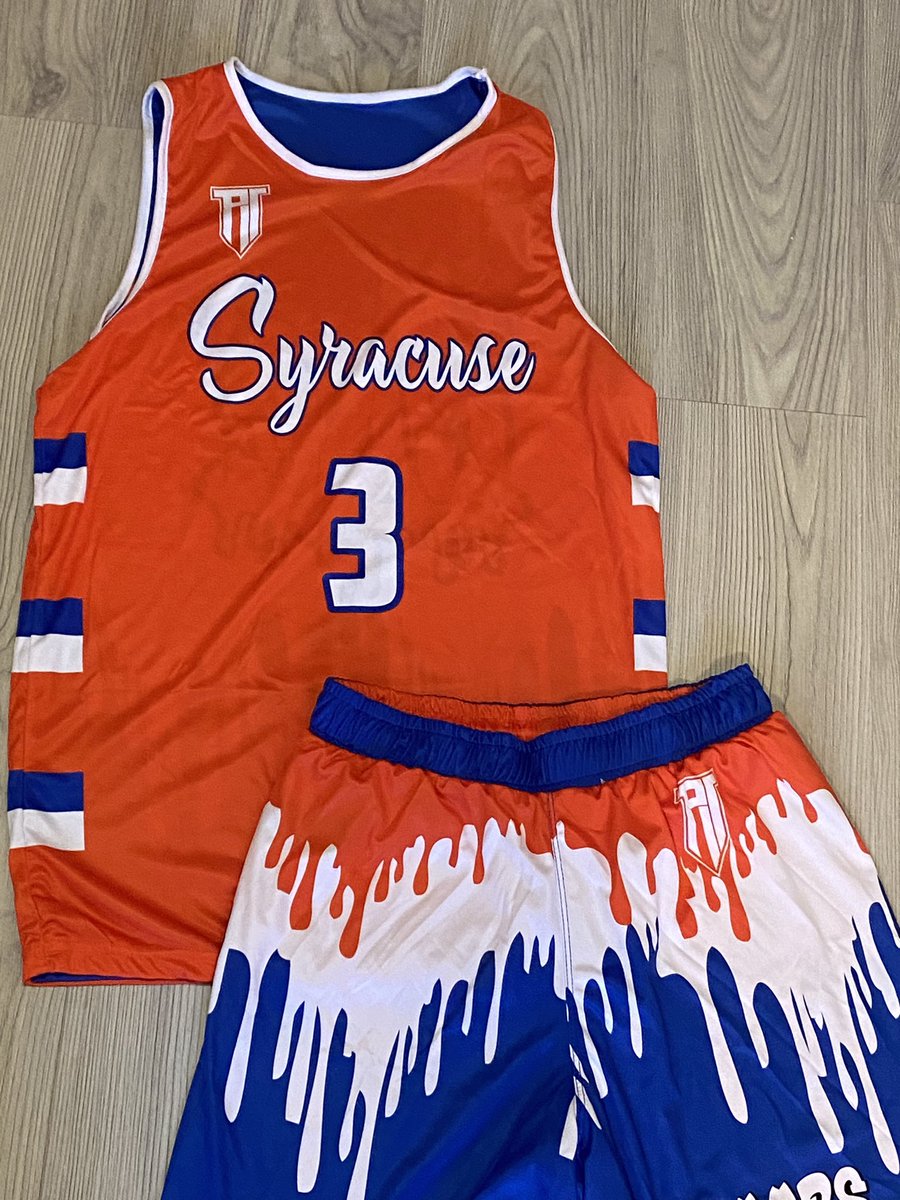 SyracuseHoops3's tweet photo. Thanks to PT1 Apparel Hooking up Syracuse Hoops this year 🍊🏀🙌🏽🔥 https://t.co/eKSfGiu9pg
