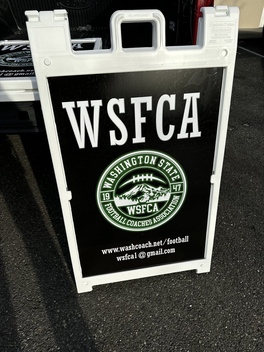 Coaches, come find us at Husky Stadium. We’ll see you Friday/Saturday! 🏈